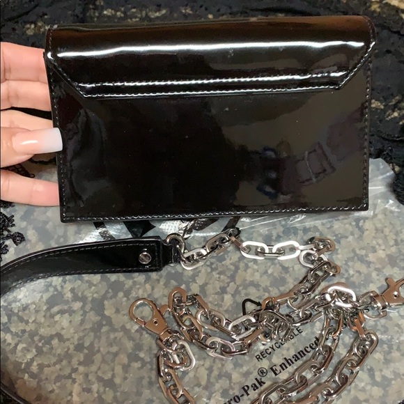 ❗️SOLD Tory Burch Bow Envelope Crossbody - Picture 4 of 8